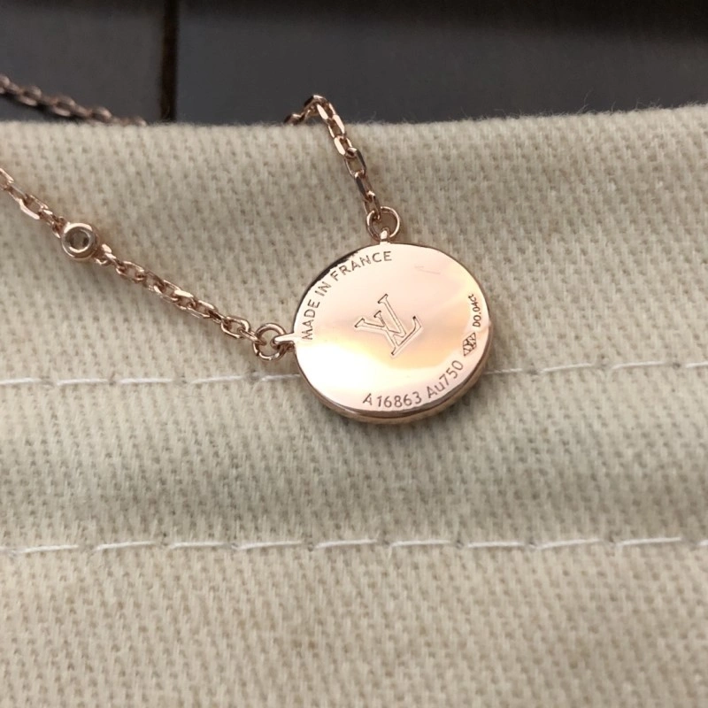 Louis Vuitton Necklaces MultiPurpose 247807