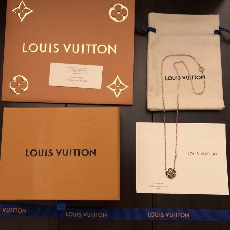 Louis Vuitton Necklaces MultiPurpose 247807