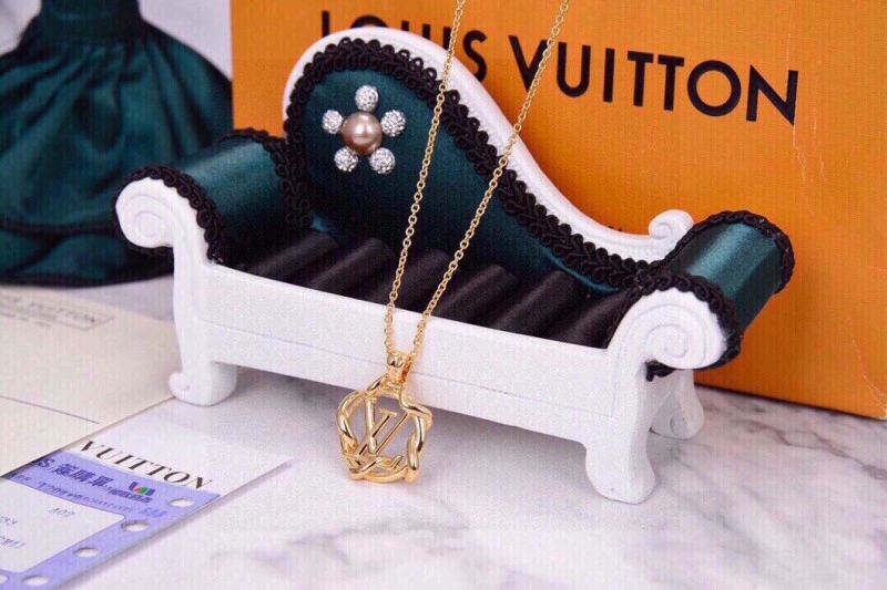 Louis Vuitton Necklaces Fashionable 247801