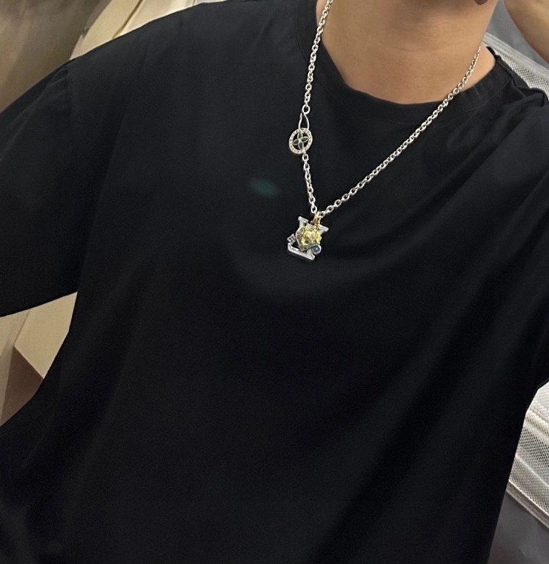 Louis Vuitton Necklaces SoftTouch 247796