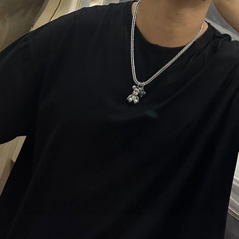 Elegant Louis Vuitton Necklaces 247793