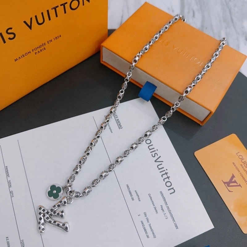 ModernLook Louis Vuitton Necklaces 247791