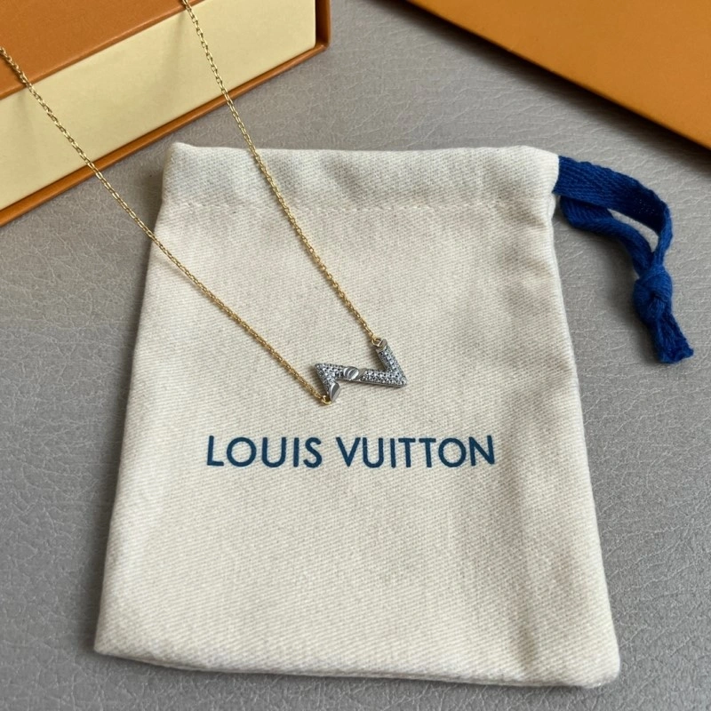 Louis Vuitton Necklaces Seasonal 247788
