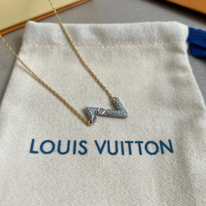 Louis Vuitton Necklaces Seasonal 247788