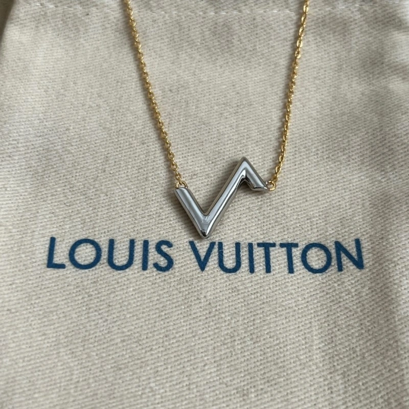 Louis Vuitton Necklaces Seasonal 247788