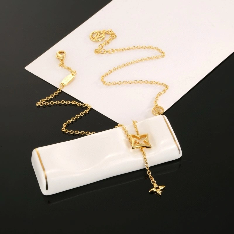 FreshLook Louis Vuitton Necklaces 247759