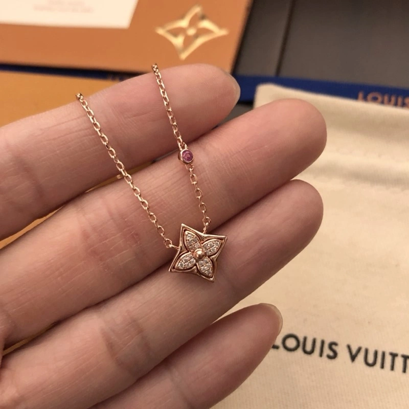 Louis Vuitton Necklaces Modern 247774