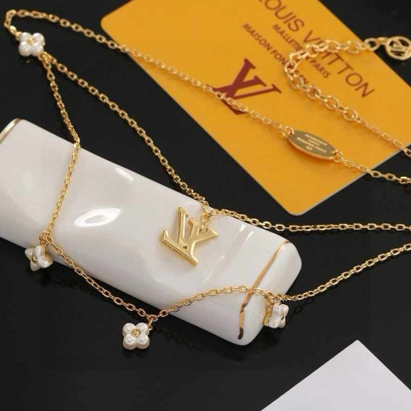 Sporty Louis Vuitton Necklaces 247787