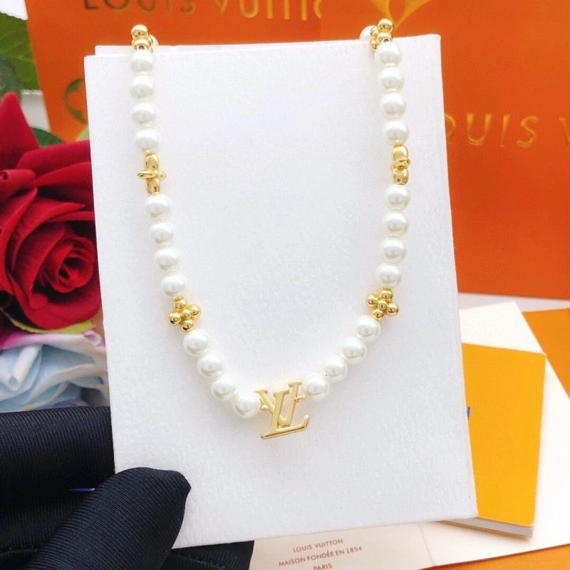 Breathable Louis Vuitton Necklaces 247760
