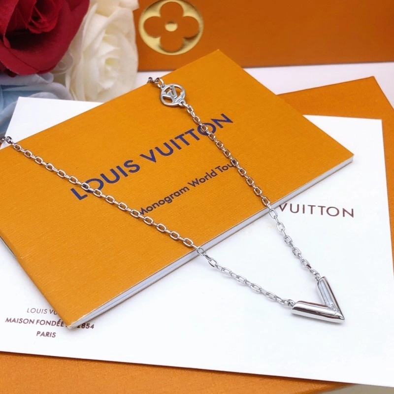 Louis Vuitton Necklaces ZipUp 247764