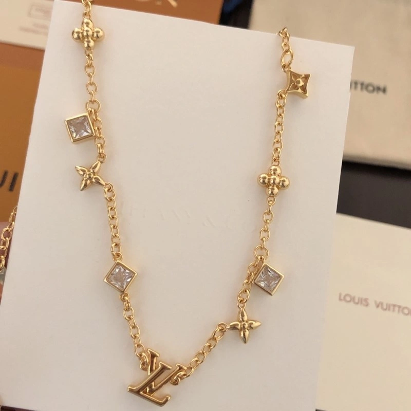 Louis Vuitton Necklaces Breathable 247772