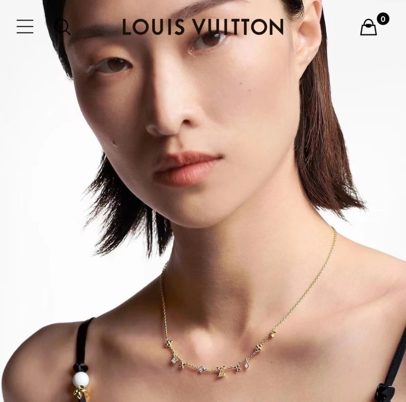 Louis Vuitton Necklaces Breathable 247772