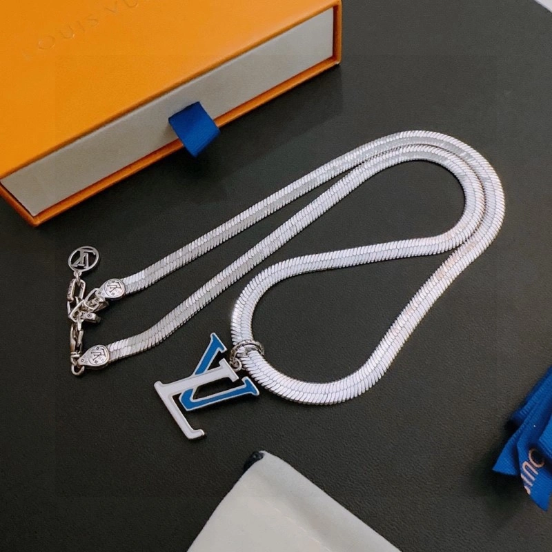 Stylish Louis Vuitton Necklaces 247783