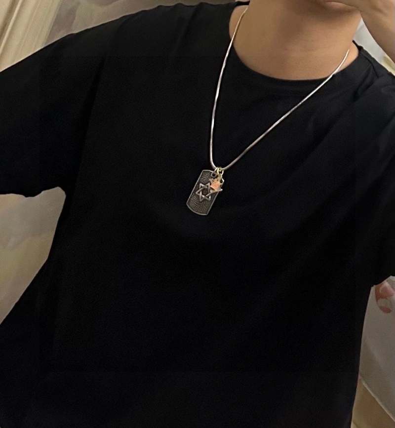 Louis Vuitton Necklaces Comfortable 247771