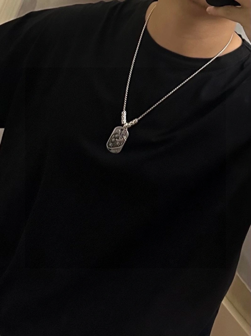 Louis Vuitton Necklaces Cozy 247784