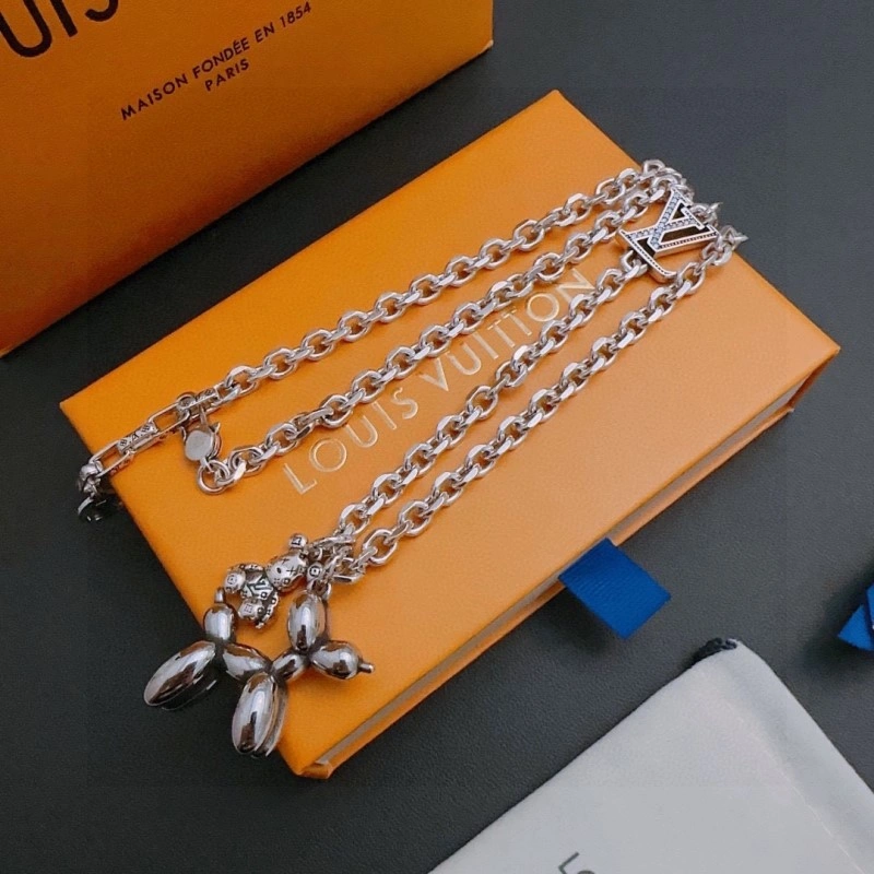 Louis Vuitton Necklaces ZipUp 247754