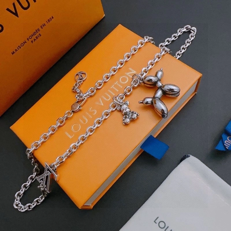 Louis Vuitton Necklaces ZipUp 247754