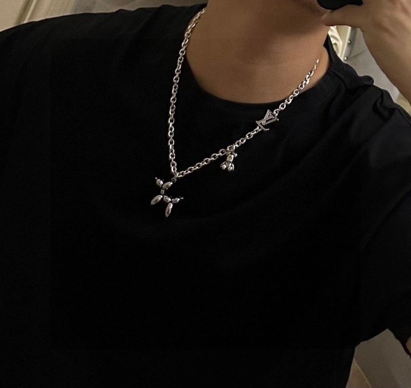 Louis Vuitton Necklaces ZipUp 247754