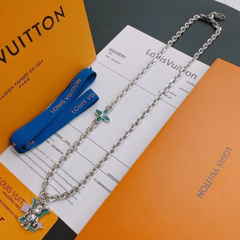 Practical Louis Vuitton Necklaces 247773