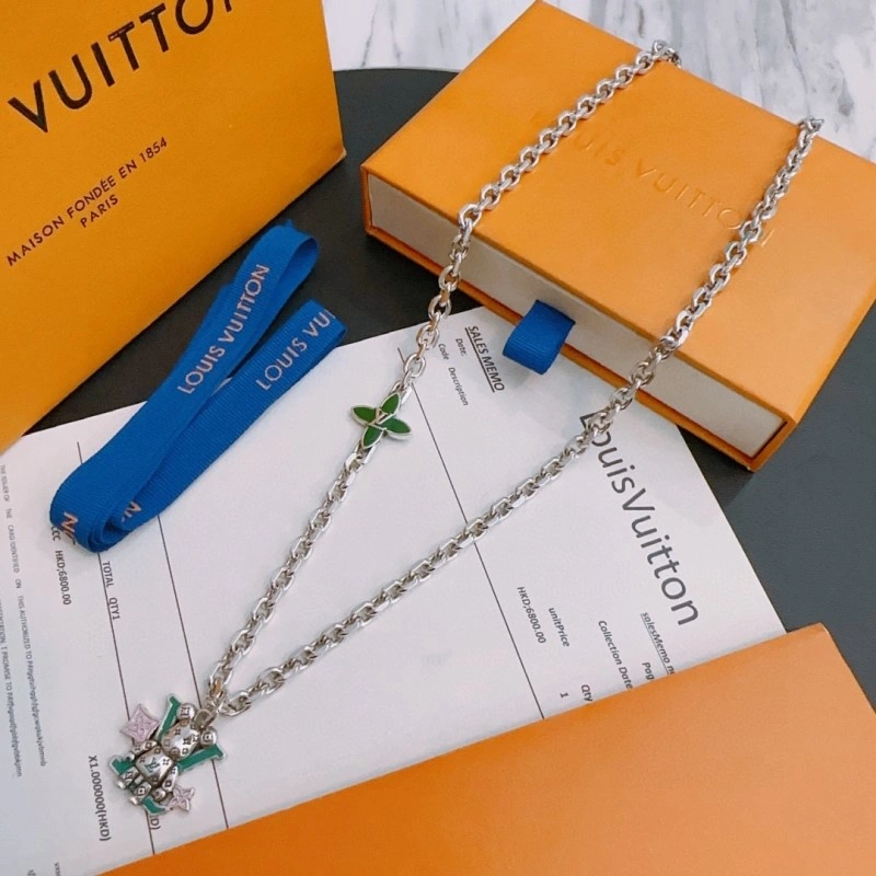 Practical Louis Vuitton Necklaces 247773
