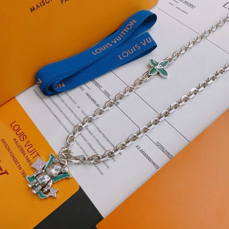 Practical Louis Vuitton Necklaces 247773