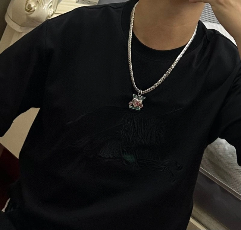 Louis Vuitton Necklaces Minimalist 247753