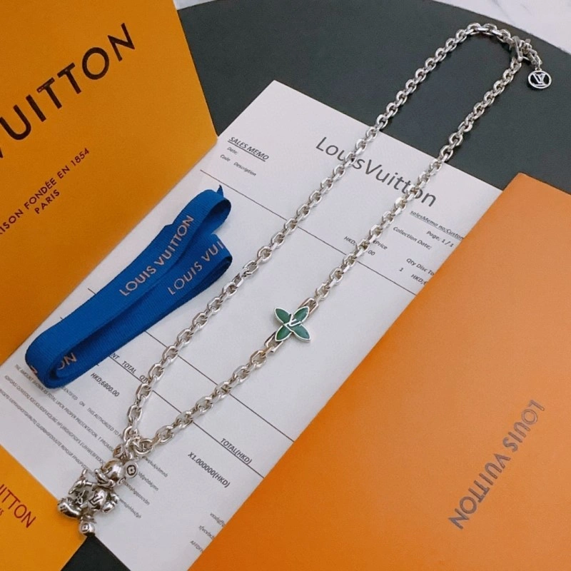 RelaxedFit Louis Vuitton Necklaces 247752
