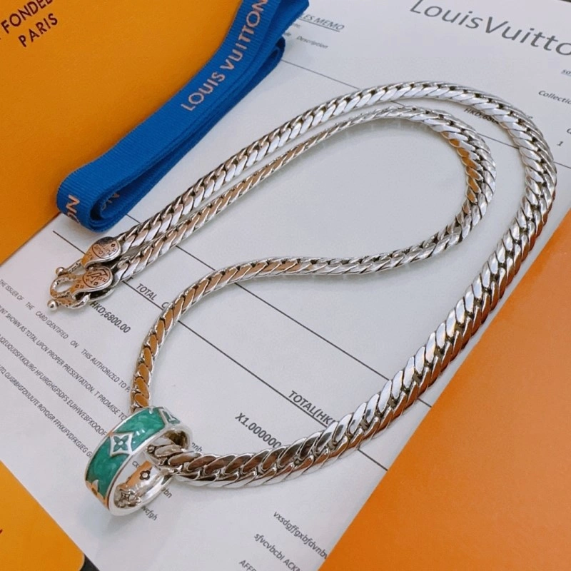 Seasonal Louis Vuitton Necklaces 247750