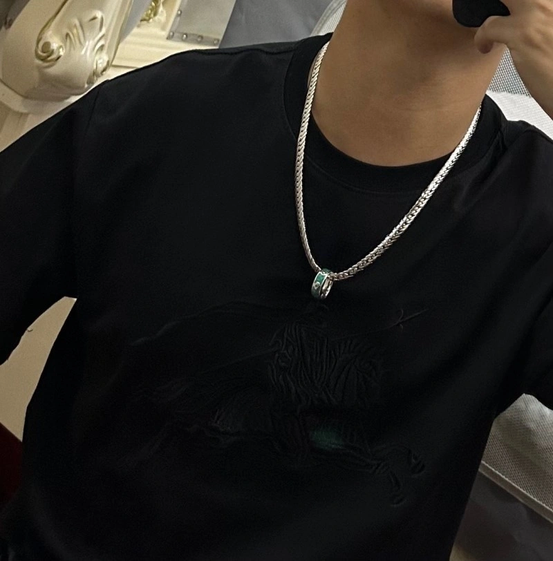 Seasonal Louis Vuitton Necklaces 247750