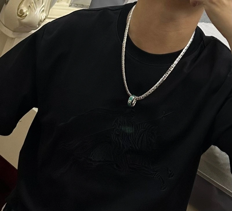Seasonal Louis Vuitton Necklaces 247750