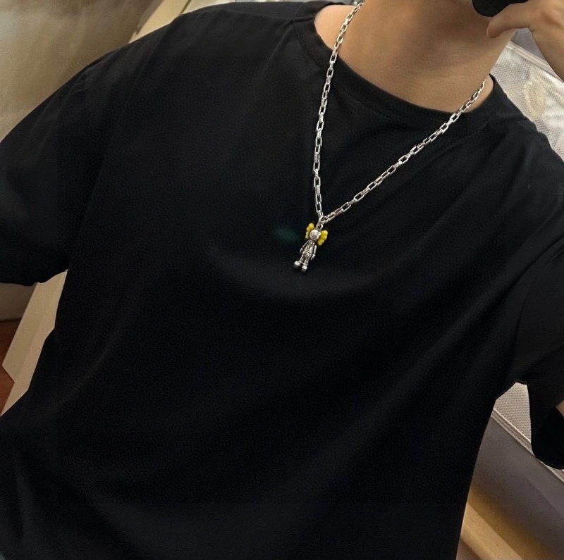 WrinkleFree Louis Vuitton Necklaces 247747