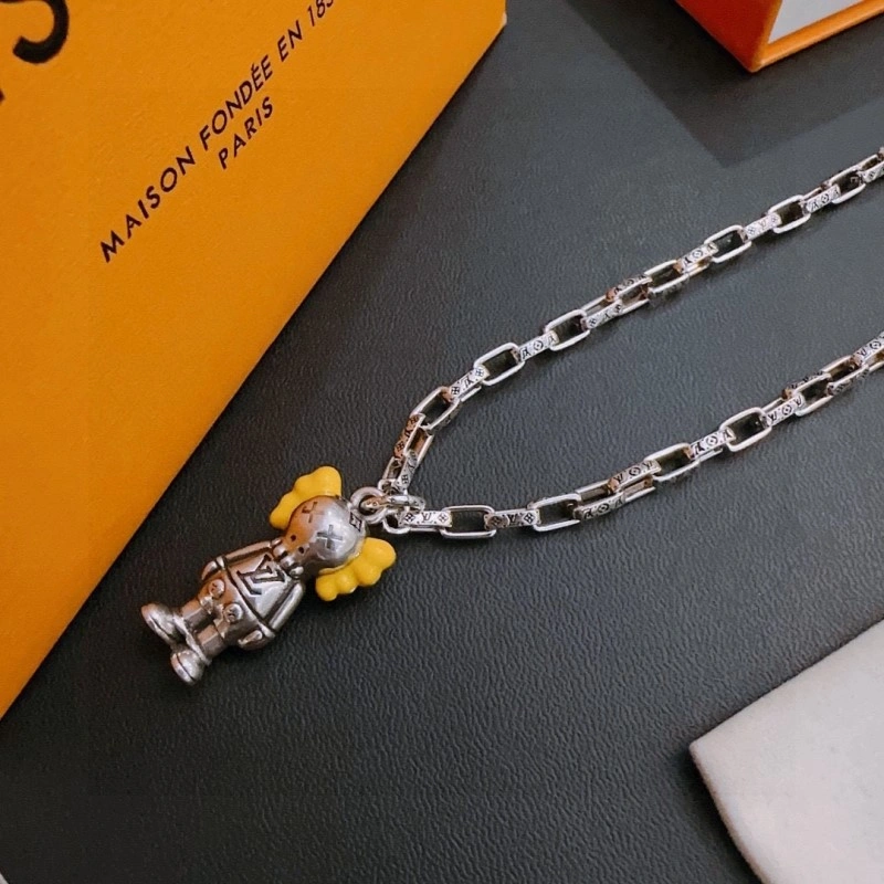 WrinkleFree Louis Vuitton Necklaces 247747