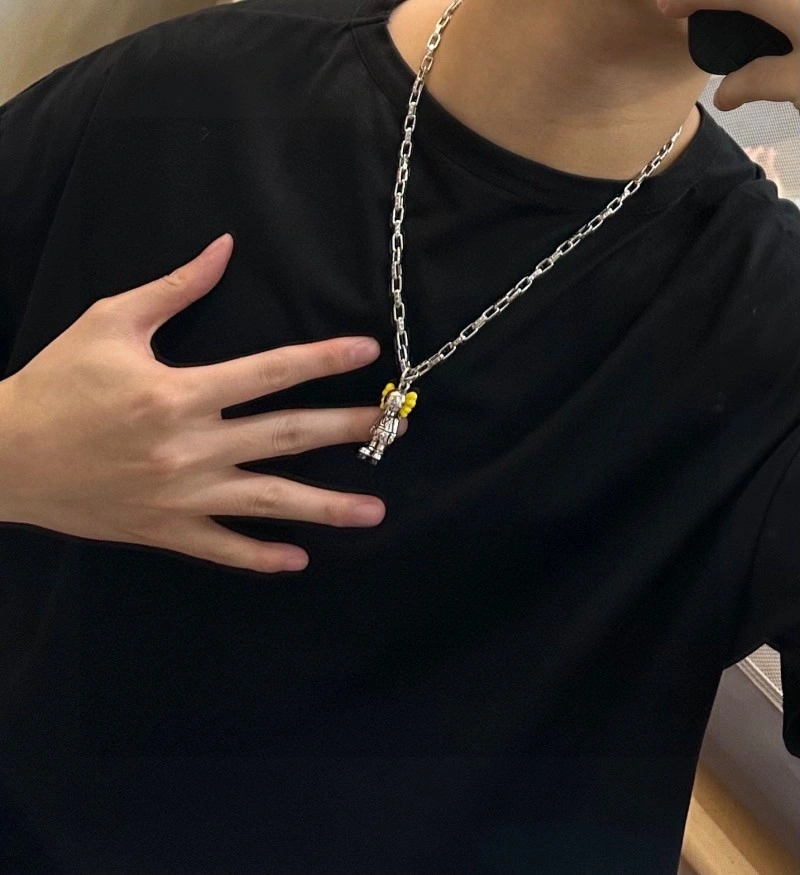 WrinkleFree Louis Vuitton Necklaces 247747