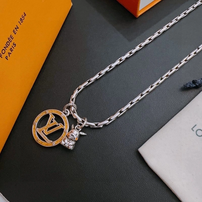Louis Vuitton Necklaces DailyWear 247746