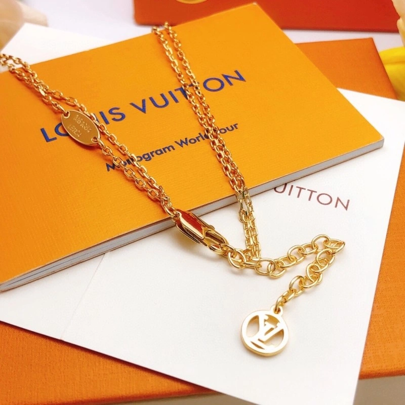 Vibrant Louis Vuitton Necklaces 247723