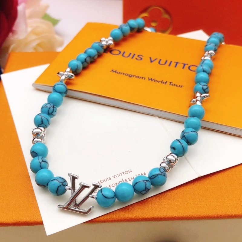 WrinkleFree Louis Vuitton Necklaces 247729
