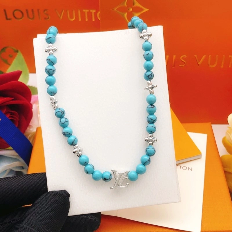 WrinkleFree Louis Vuitton Necklaces 247729