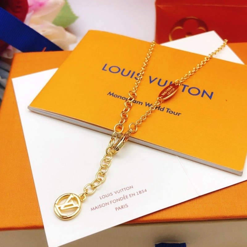 Louis Vuitton Necklaces WellDesigned 247722