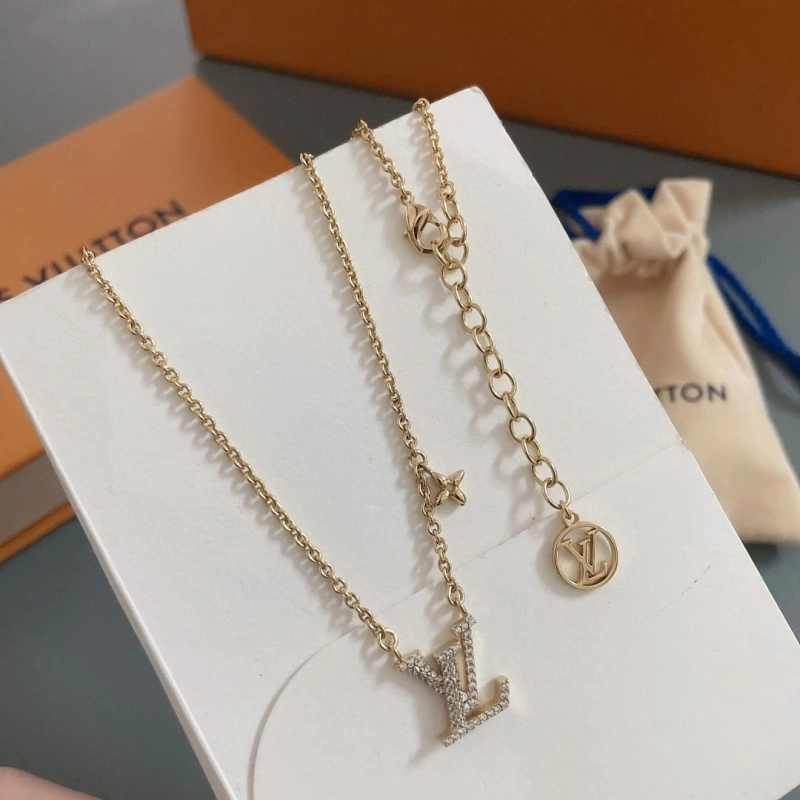 Louis Vuitton Necklaces RelaxedFit 247730