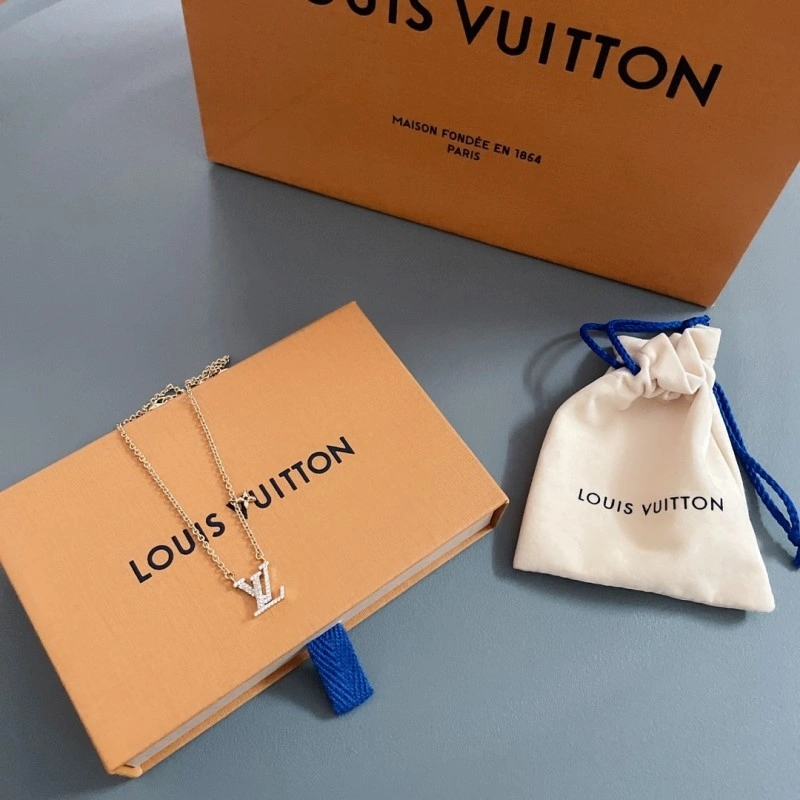 Louis Vuitton Necklaces RelaxedFit 247730