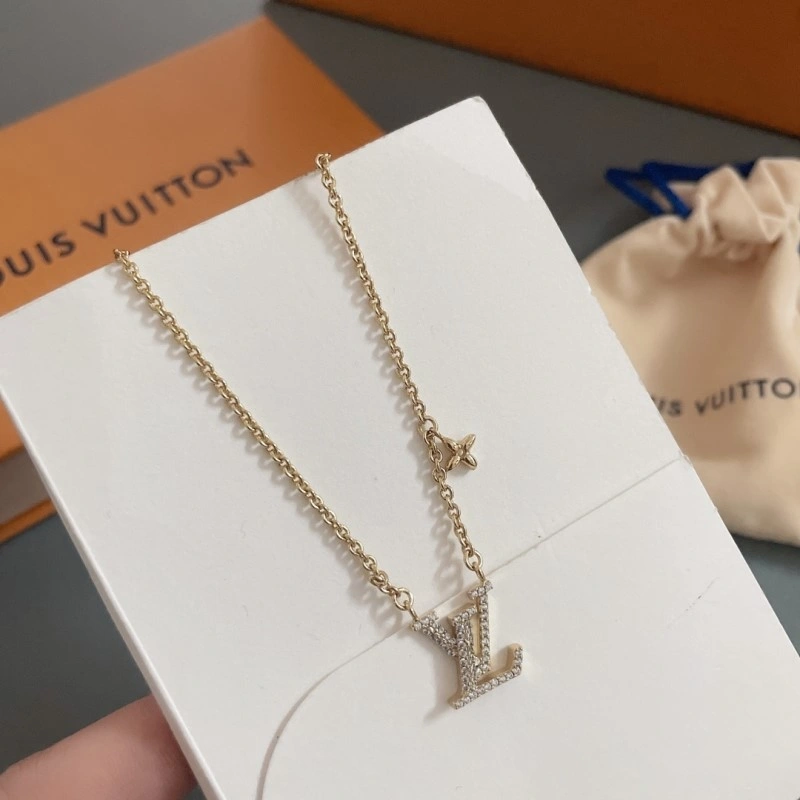 Louis Vuitton Necklaces RelaxedFit 247730
