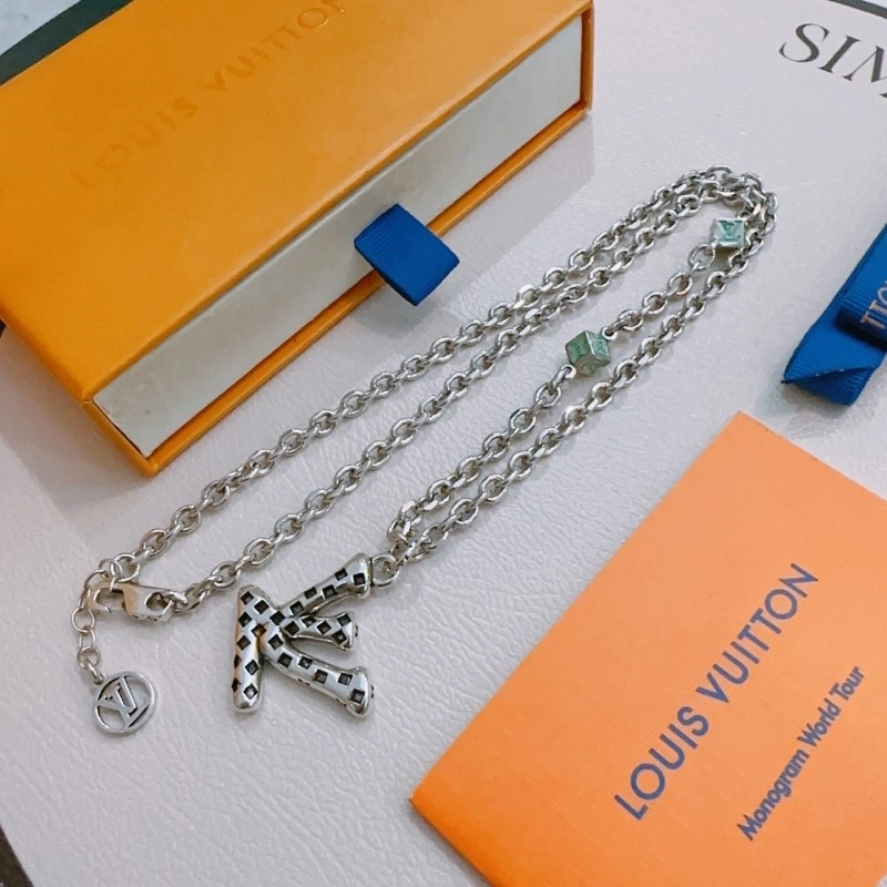 ComfortFit Louis Vuitton Necklaces 247734