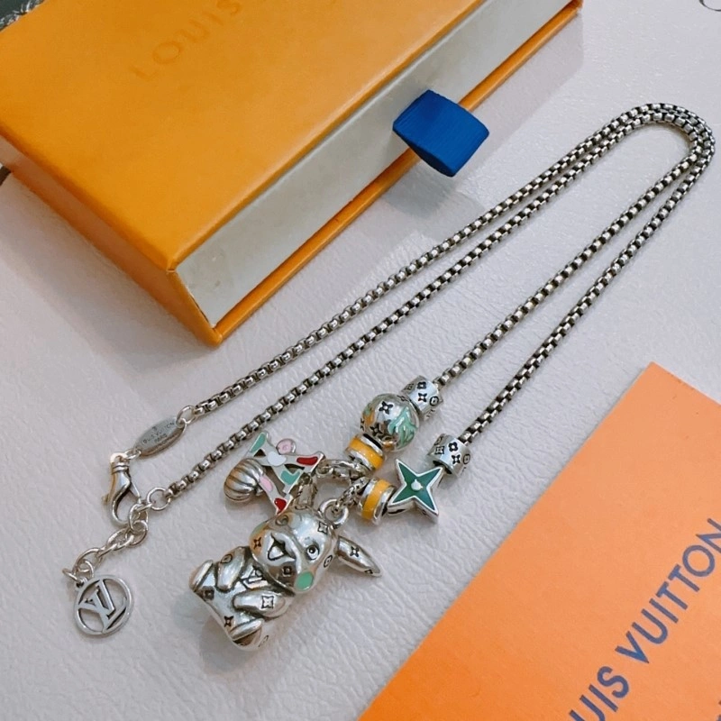Popular Louis Vuitton Necklaces 247732