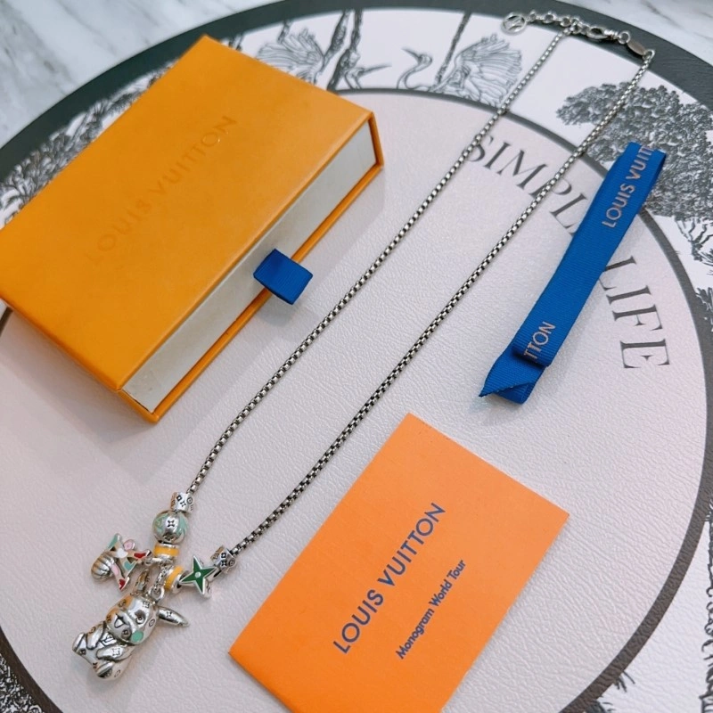 Popular Louis Vuitton Necklaces 247732