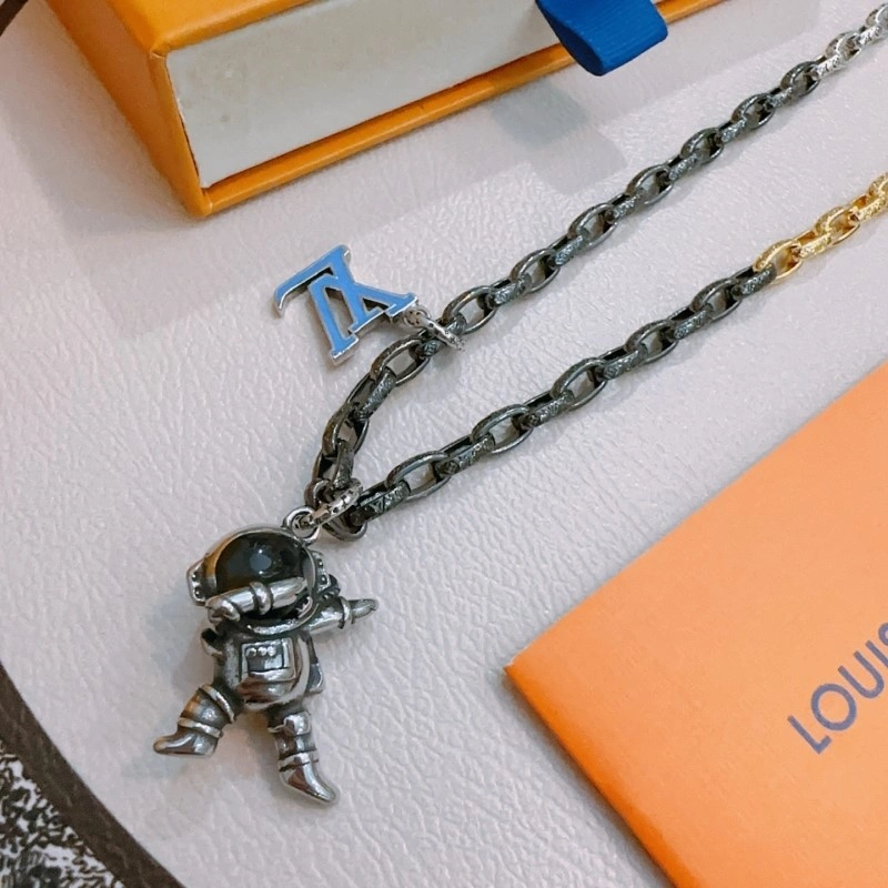 Soft Louis Vuitton Necklaces 247735