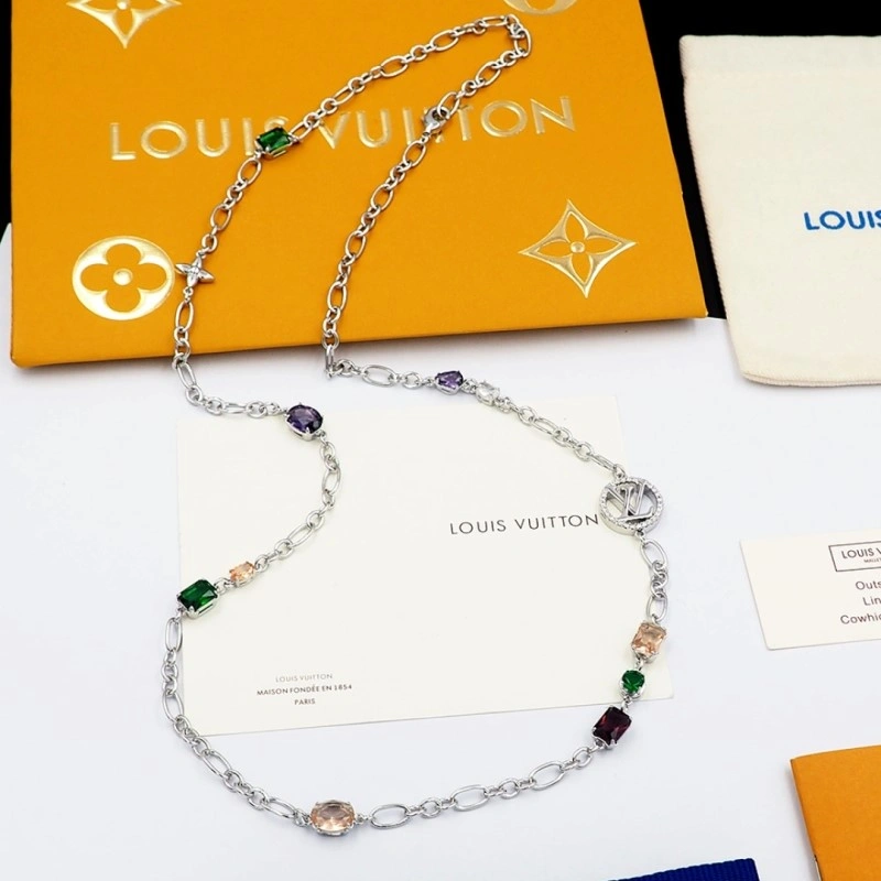 Louis Vuitton Necklaces Unisex 247744
