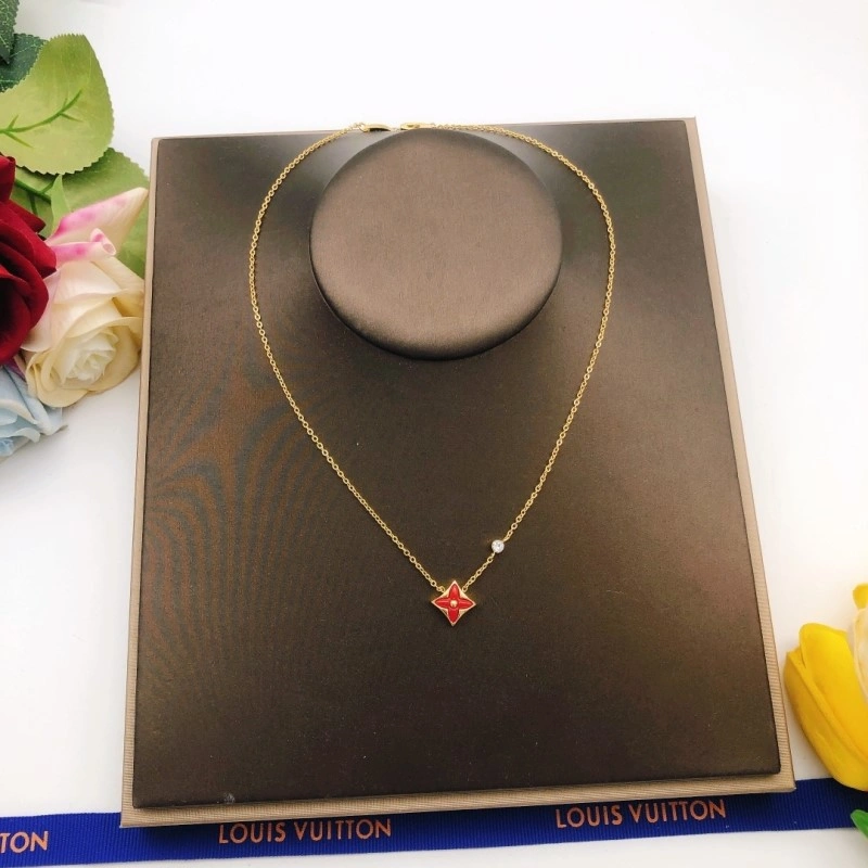 Seasonal Louis Vuitton Necklaces 247720