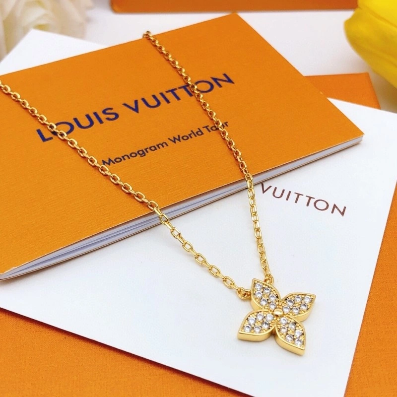 Louis Vuitton Necklaces WeatherProof 247727