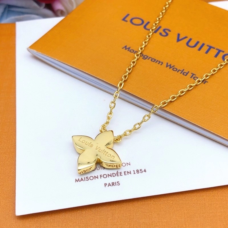 Louis Vuitton Necklaces WeatherProof 247727