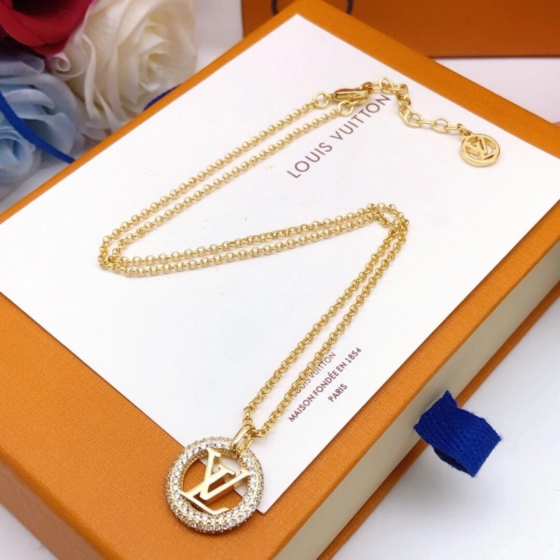 Louis Vuitton Necklaces Tailored 247714